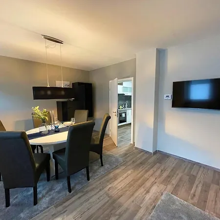Kutscher Apartment *